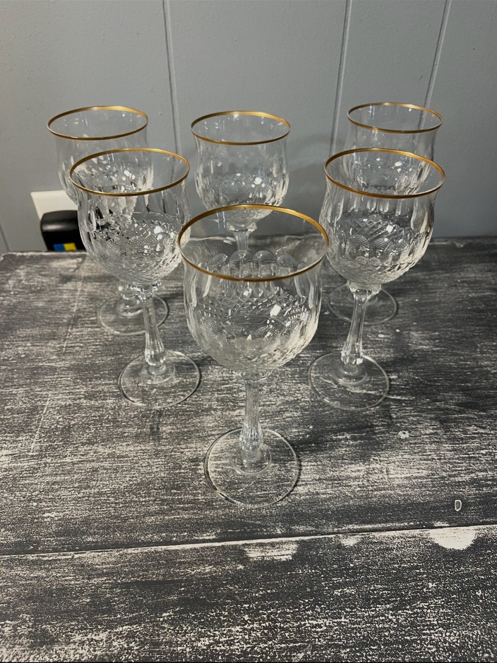 Mikasa crystal Gold Rim Cut Crystal Wine Glasses - Set of 6